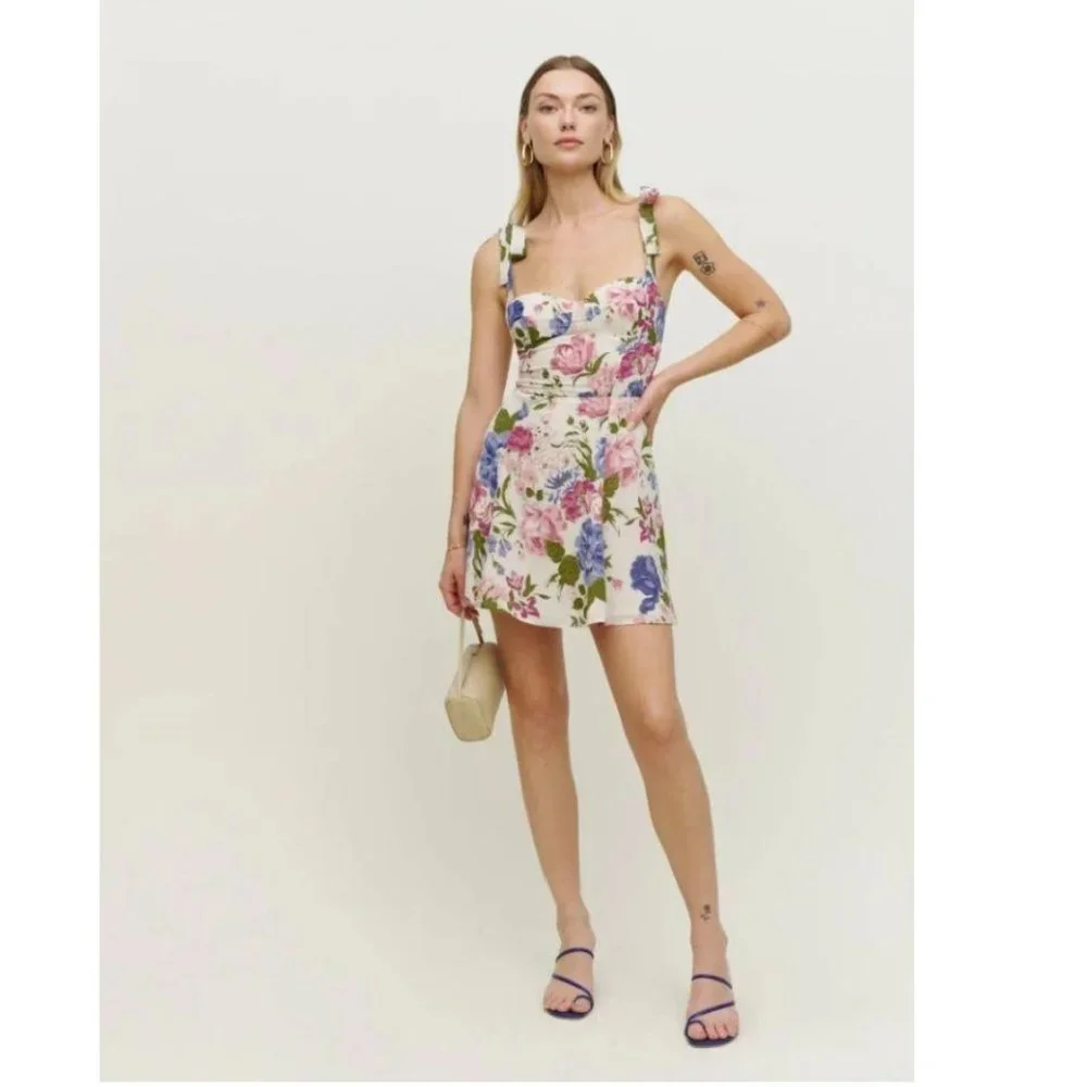 🥳🥳SALE🥳🥳Reformation Niara Dress in Donna - Picture 2 of 13